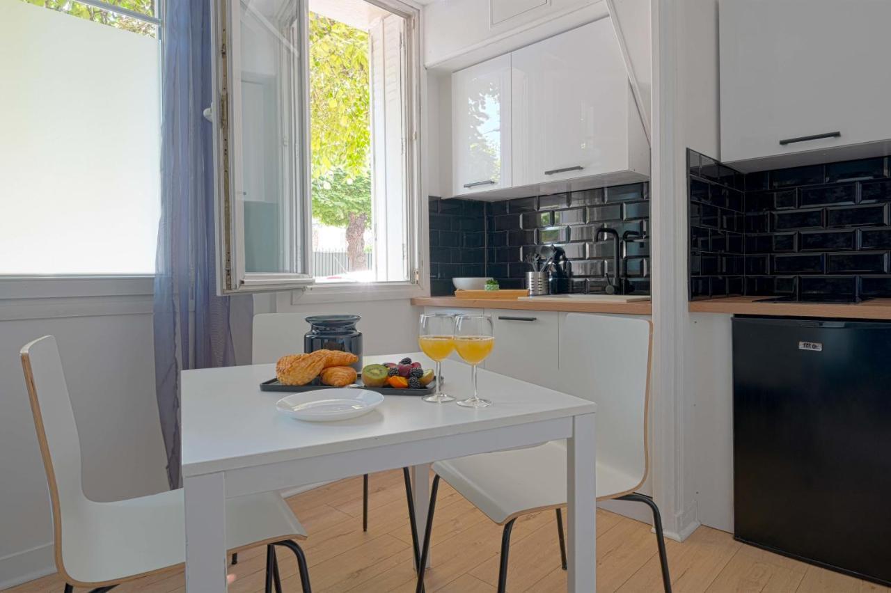 Charmant 2 Pieces A Issy- Les -Moulineaux Apartment Bagian luar foto